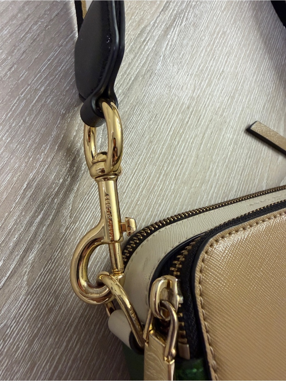 Marc Jacobs Beige and Green Leather Snapshot Crossbody with Striped Strap - Picture 6 of 8